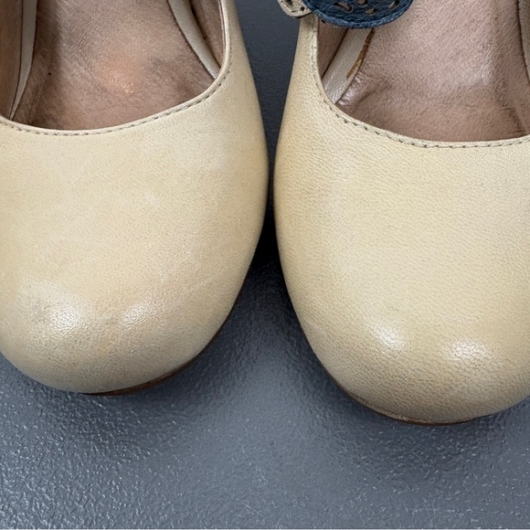 Miz Mooz Cream and Blue Heels - Picture 2 of 8